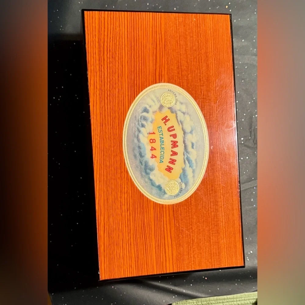 H. Upmann 160th Anniversary Lacquered Wooden Humidor Box empty
